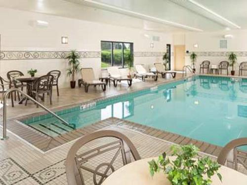 Hampton Inn & Suites Chicago/Saint Charles Eksteriør billede