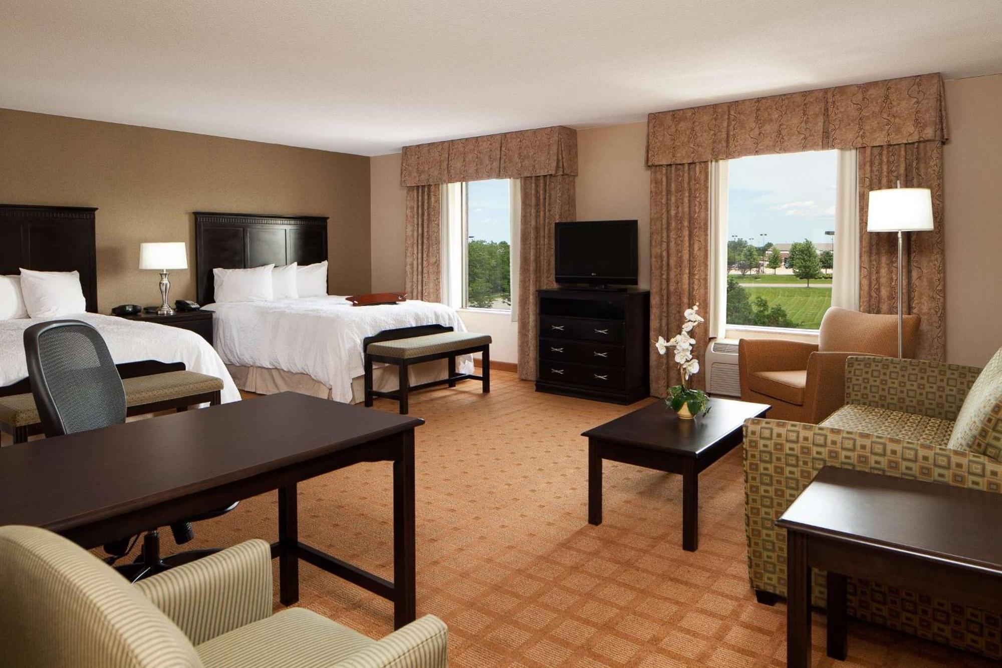 Hampton Inn & Suites Chicago/Saint Charles Eksteriør billede